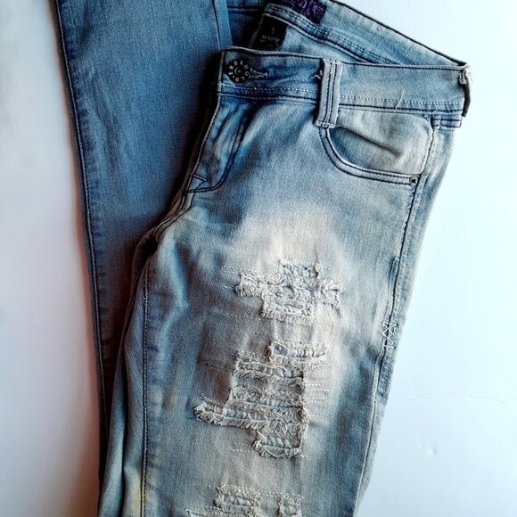Freehold Distressed Stretchy Studded Back Pocket Jeans Size 7 - Picture 7 of 8